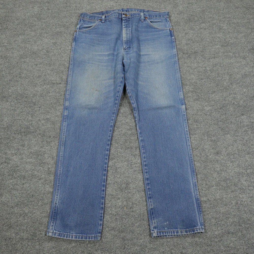 Wrangler Jeans Men 40x34 Blue Straight Leg Cowboy Cut Denim Workwear Regular Fit - Picture 1 of 9